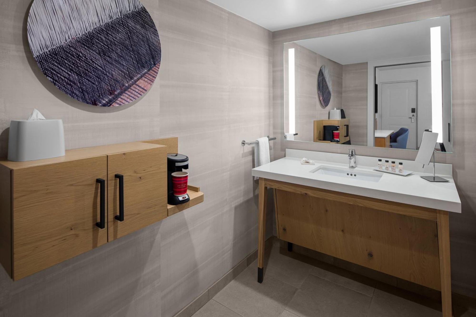 Delta By Marriott Silicon Valley Hotel 3*