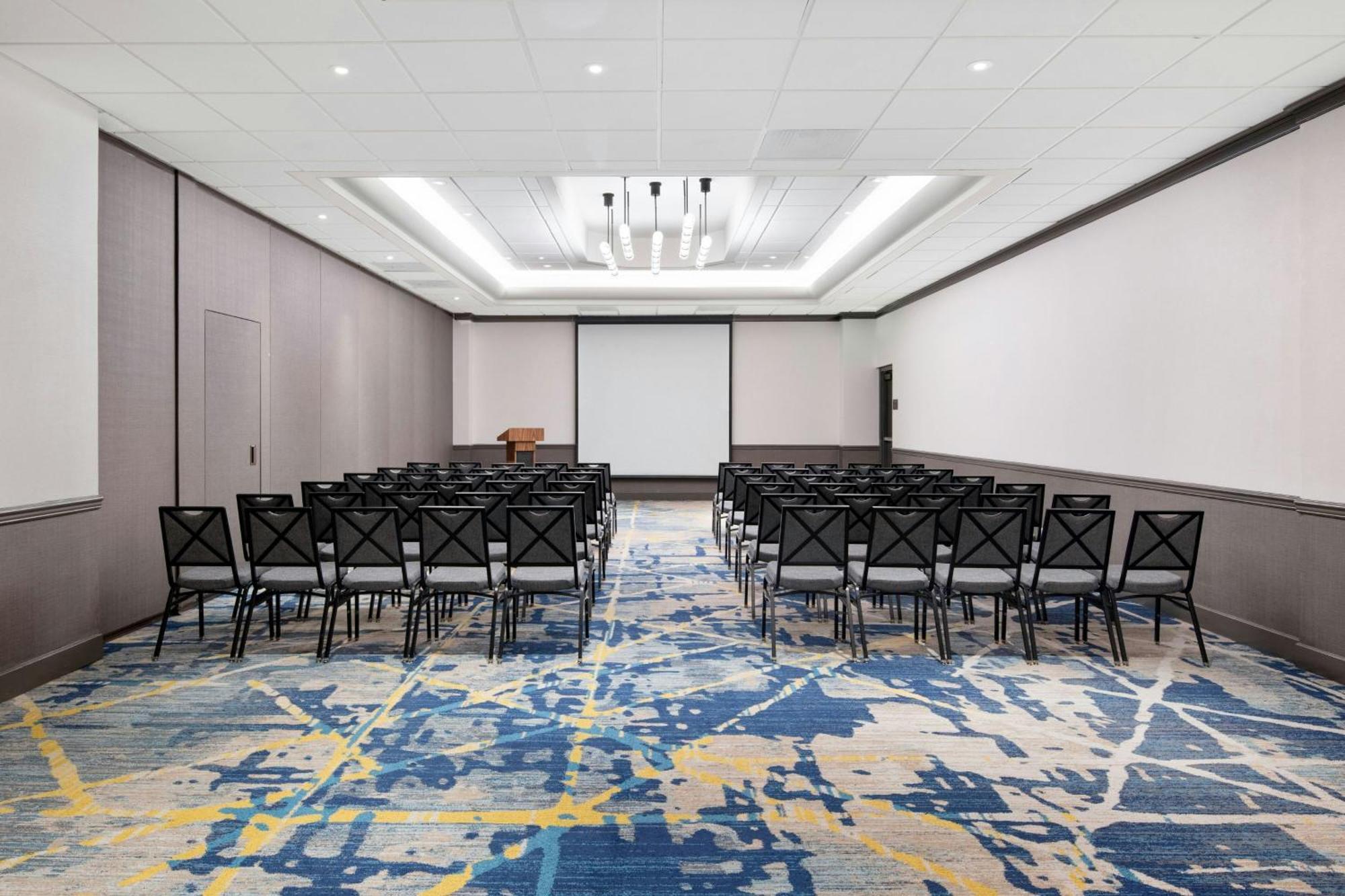 Delta By Marriott Silicon Valley Hotel 3*